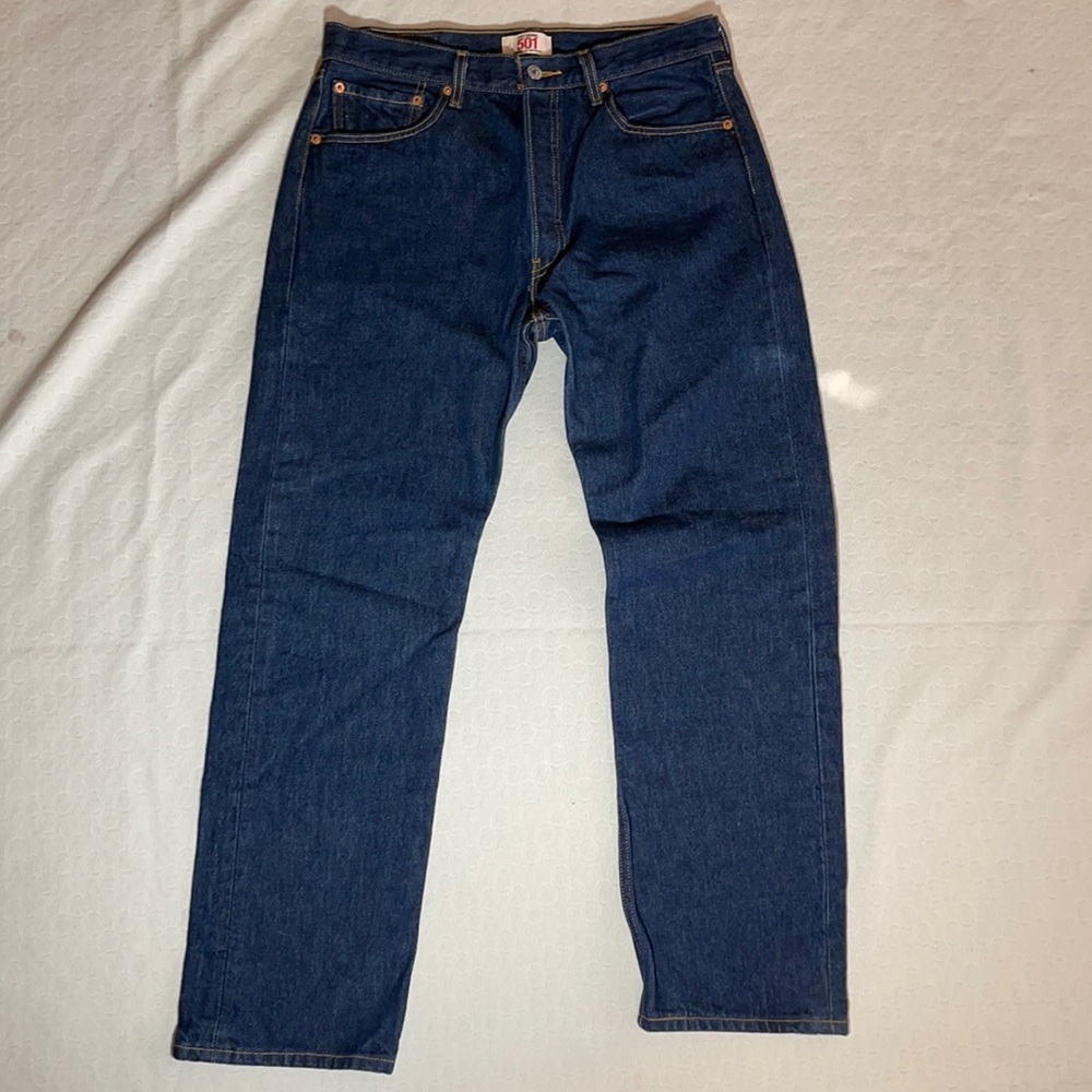 1 Pair 501 jeans Tag 34x33 Measured 32x31 1/2 Excellent Condition